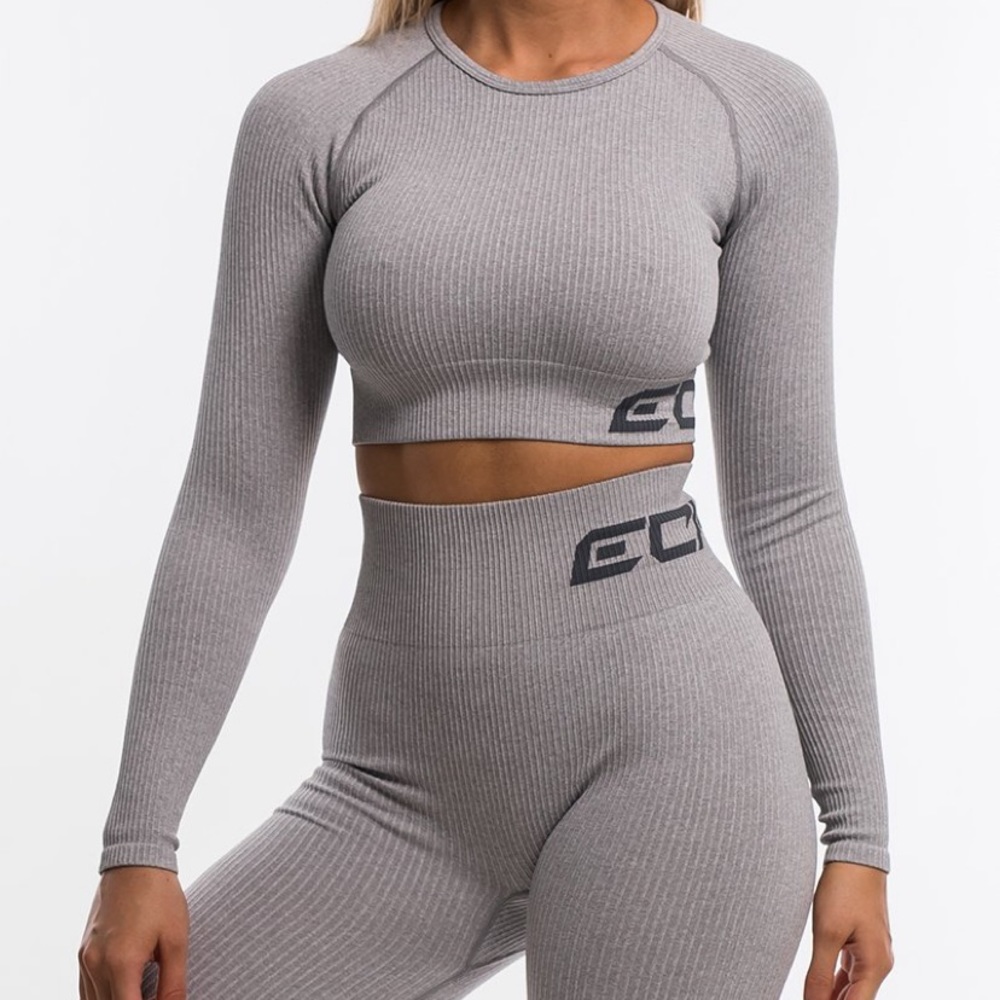 🚫SOLD🚫 ECHT | Arise Comfort Cropped Long Sleeve